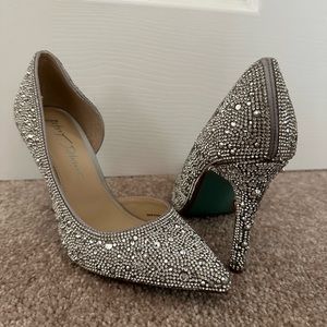 Blue by Betsey Johnson Women's Sb-hazil Pump